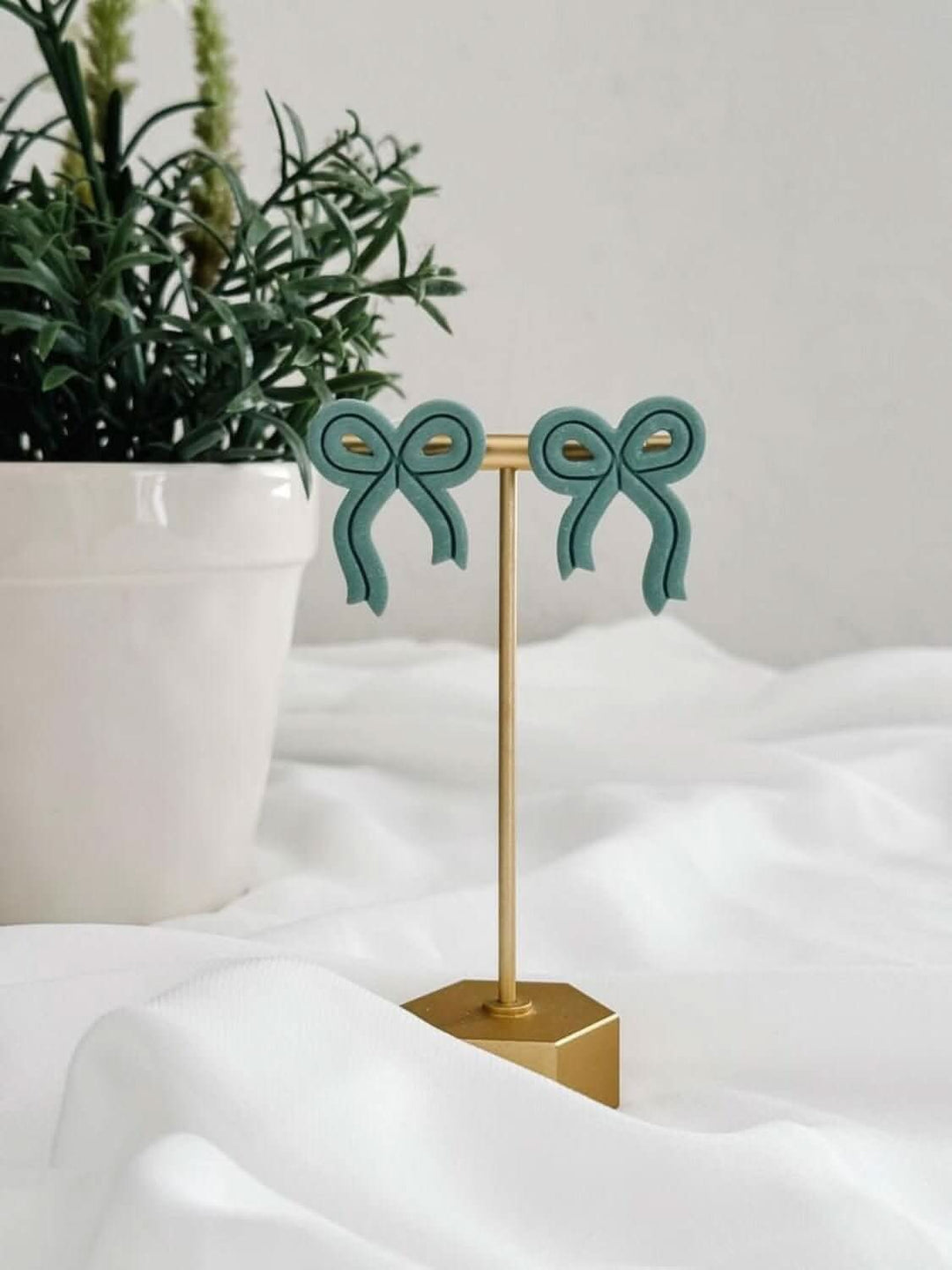 Big Bow Stud Post Earrings - Lolo Viv Boutique
