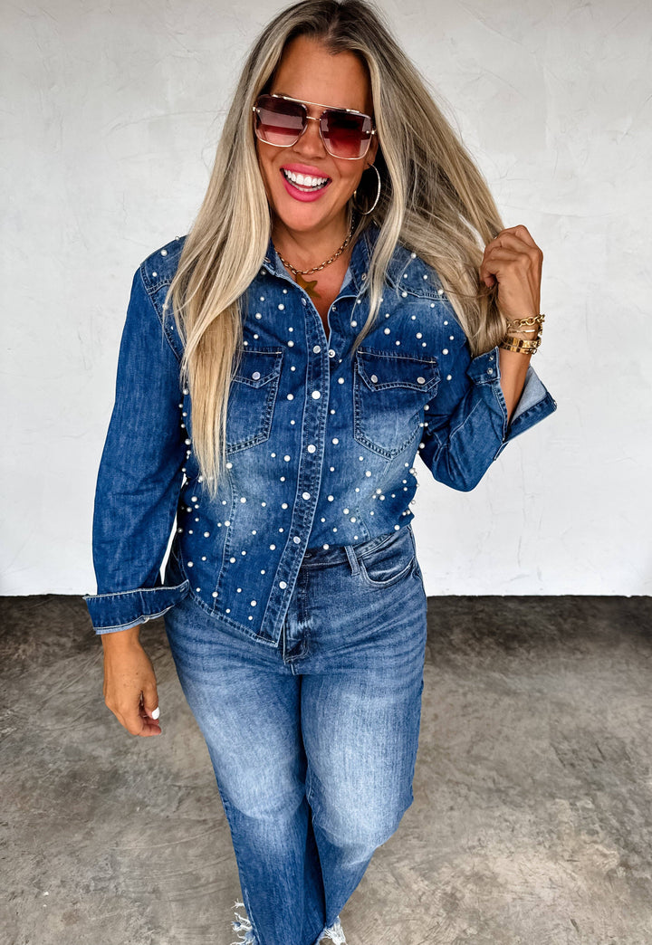 The Pearl Pop Denim Top - Curvy