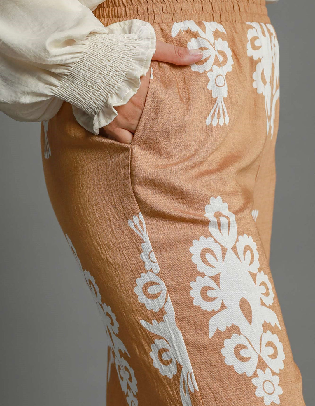 The Mocha Muse Flow Pants - Curvy
