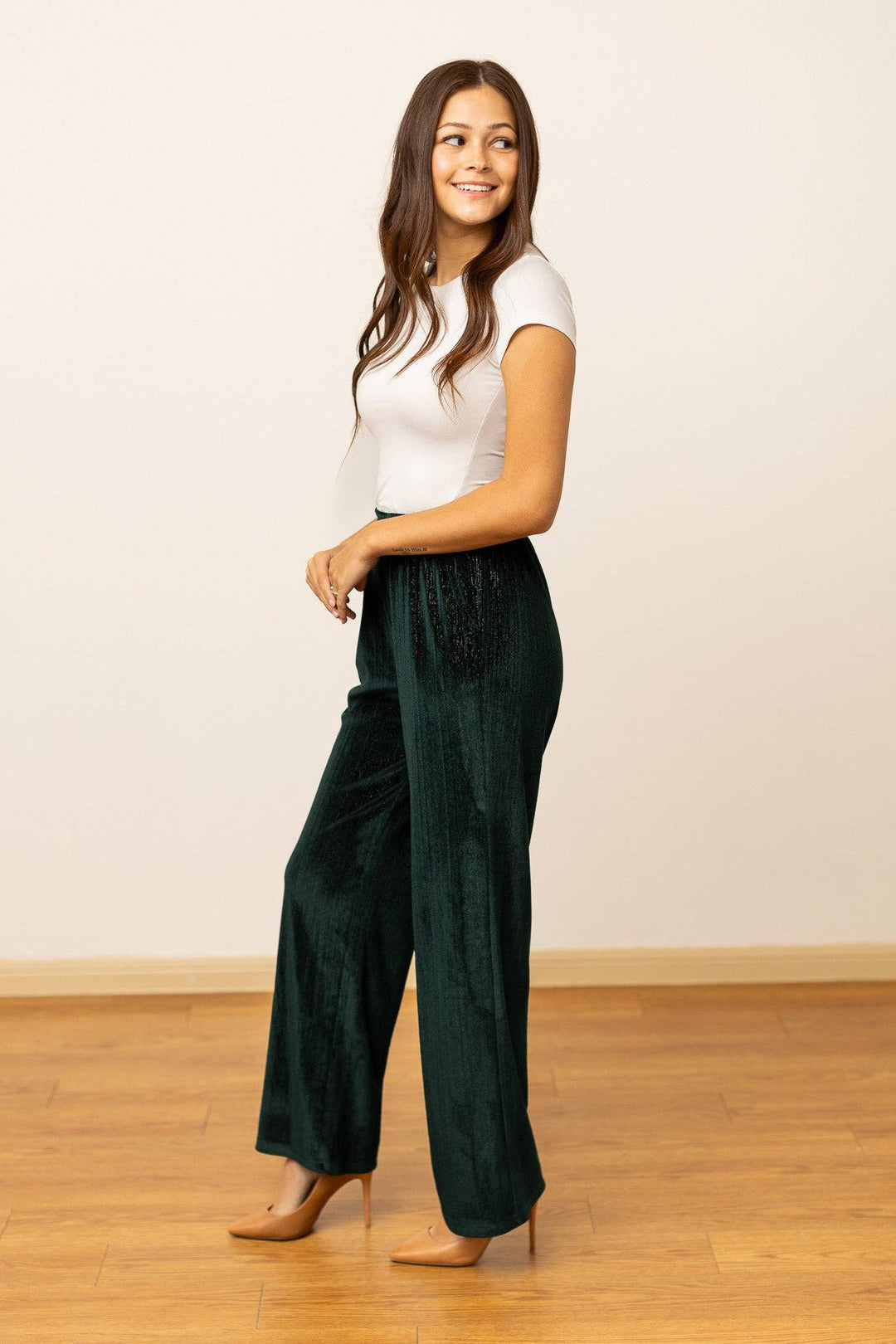 The Evergreen Glam Velvet Pants - Curvy