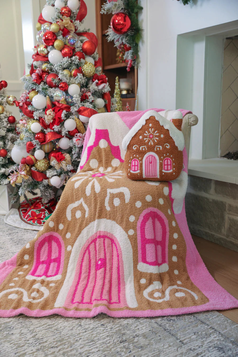 Sugar & Spice Gingerbread Throw