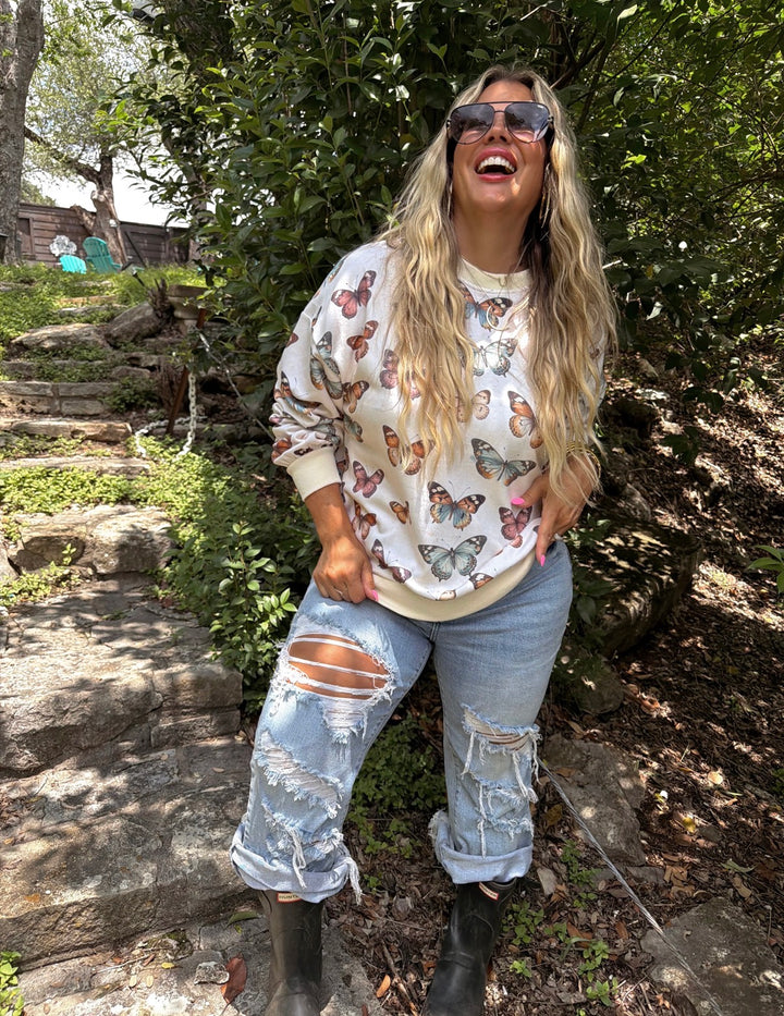Butterfly Daydream Pullover - Reg & Curvy