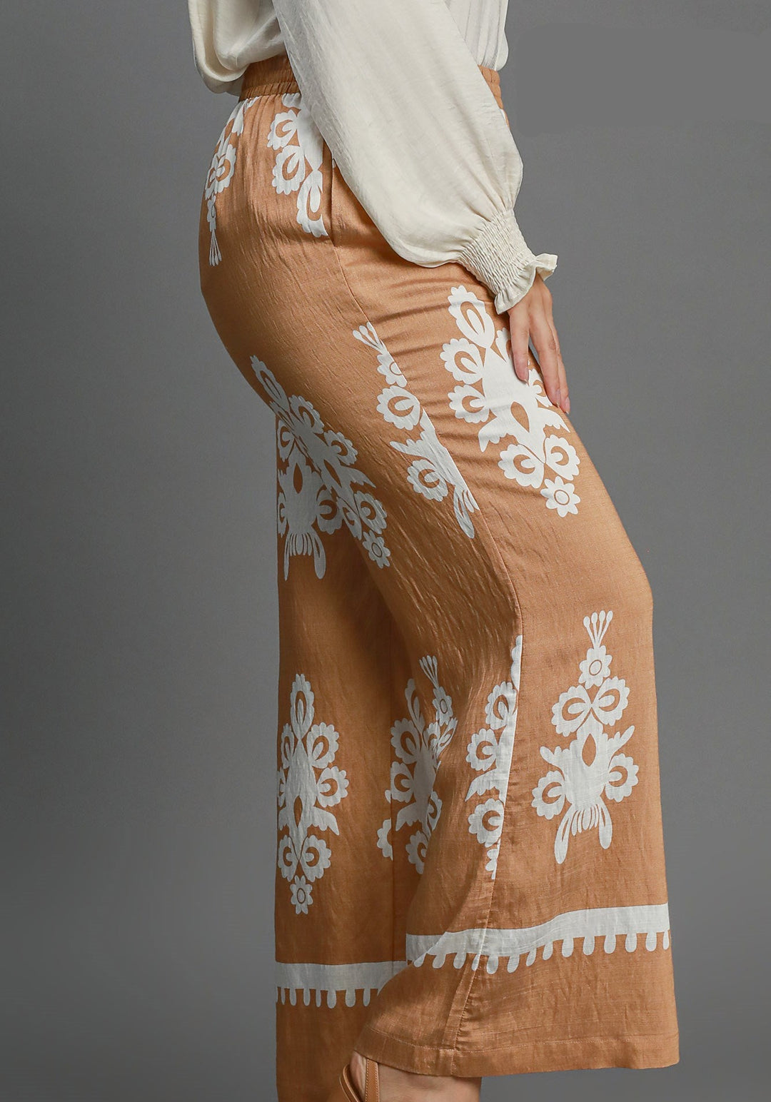 The Mocha Muse Flow Pants - Curvy