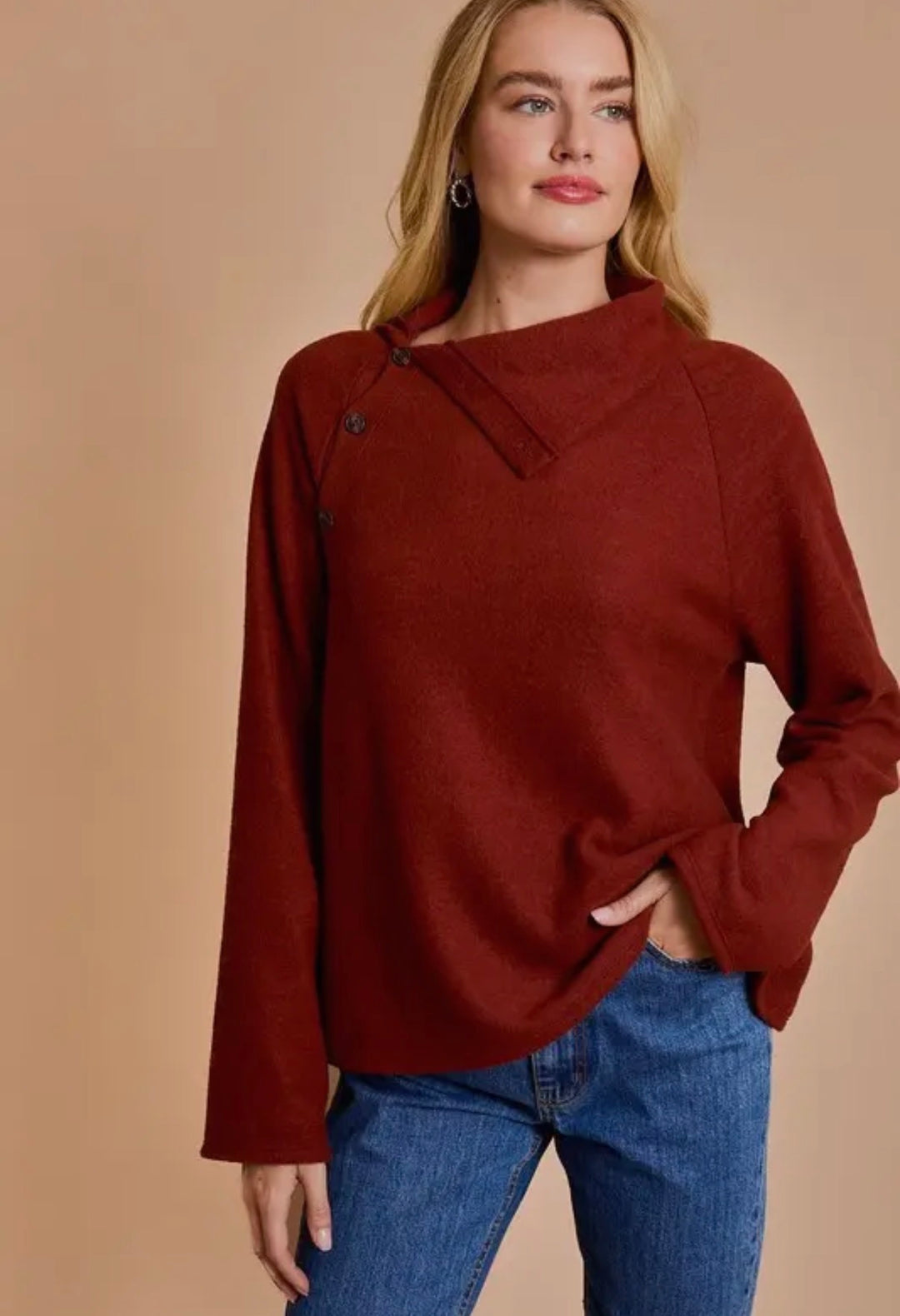 Long Sleeve Button Placket on the Shoulder Top