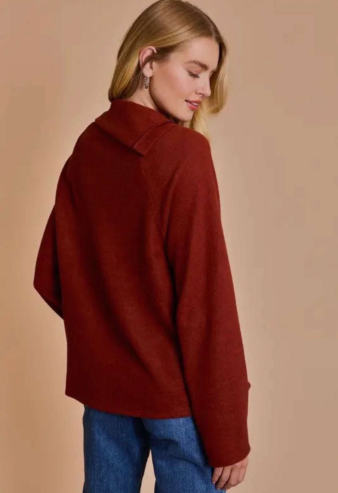 Long Sleeve Button Placket on the Shoulder Top