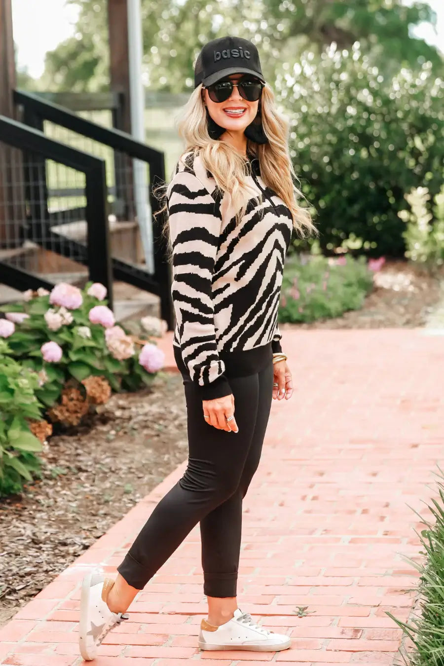 Savannah Stride Quarter Zip - Curvy