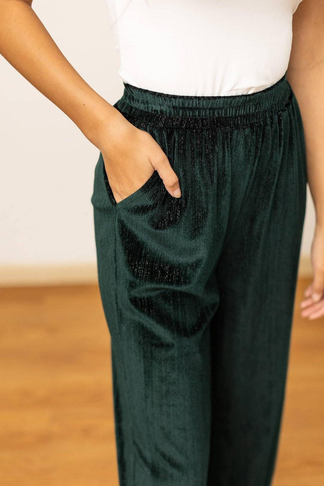 The Evergreen Glam Velvet Pants - Curvy
