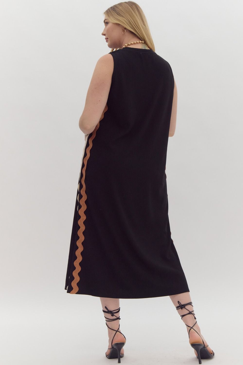 Black Ric Rac Midi Dress - Curvy