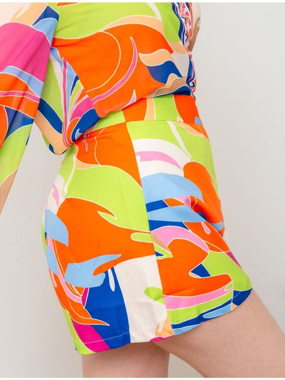 High Waisted Bright Abstract Shorts - Lolo Viv Boutique