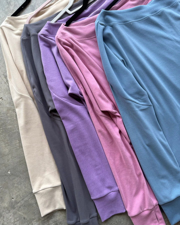*PREORDER* Athleisure Top in 5 Colors - Reg & Curvy - Lolo Viv Boutique
