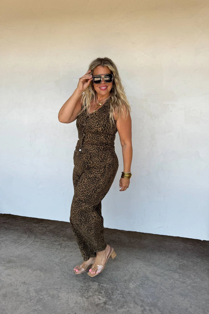 *PREORDER* Cheetah Barrel Jeans - Reg & Curvy - Lolo Viv Boutique