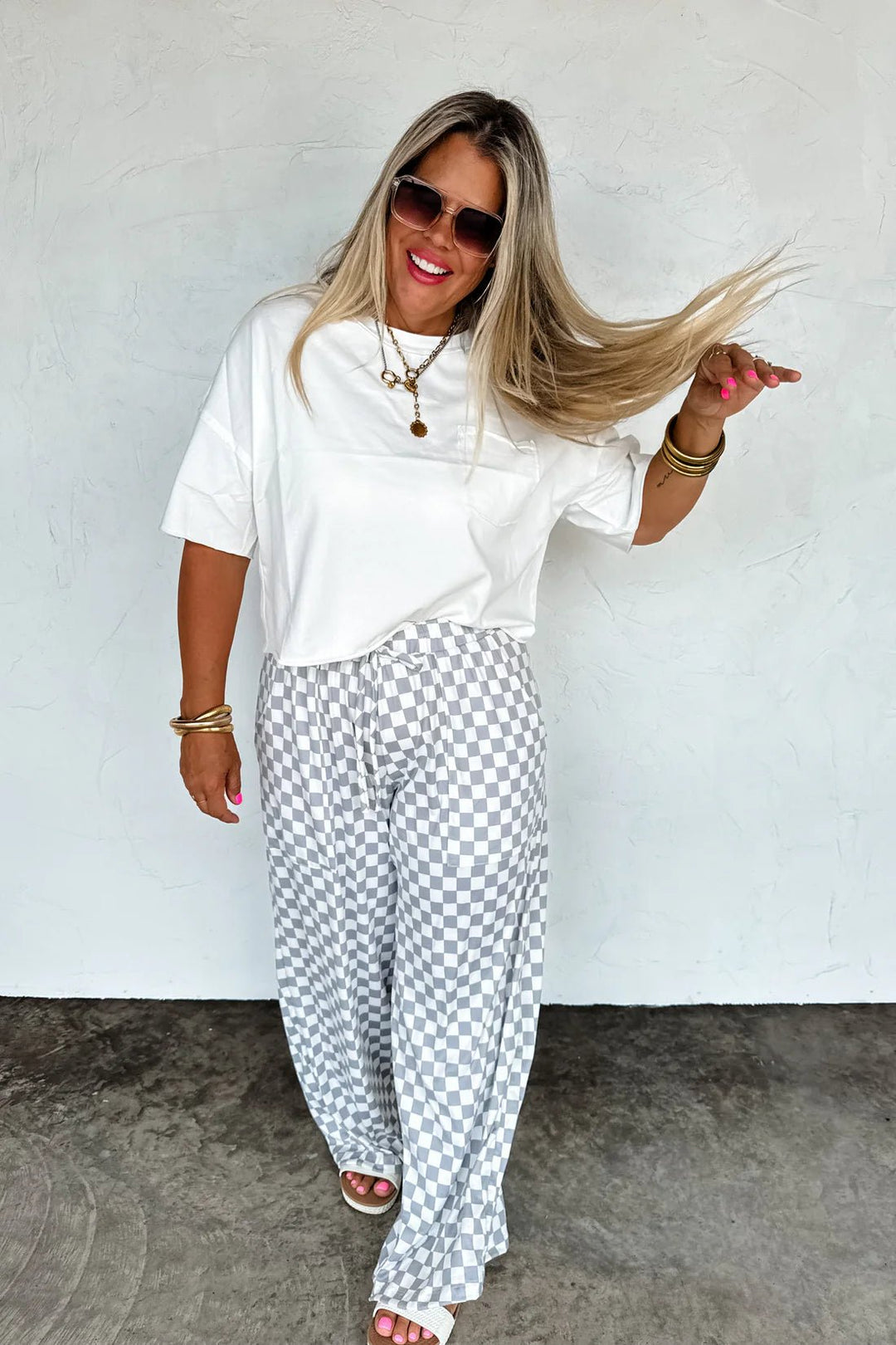 *PREORDER* Raw Hem Tee in 3 Colors - Reg & Curvy - Lolo Viv Boutique