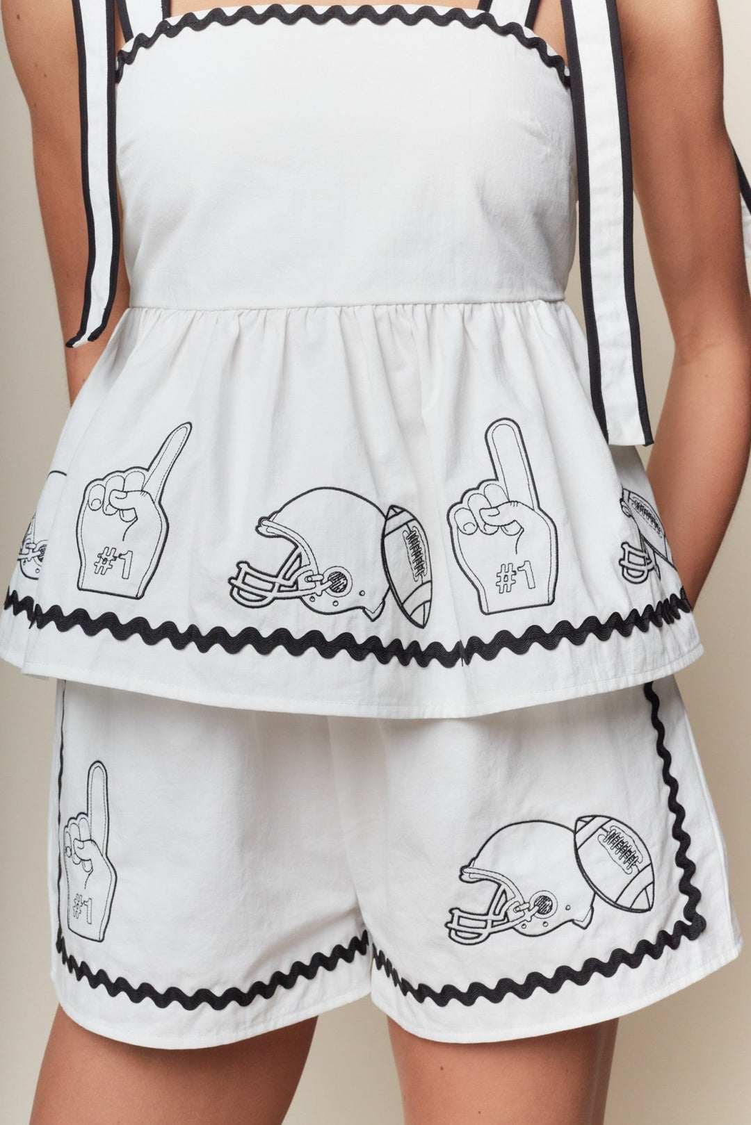 PREORDER* Stylish Game Day Set - White & Black PREORDER* Stylish Game Day Set - White & Black
