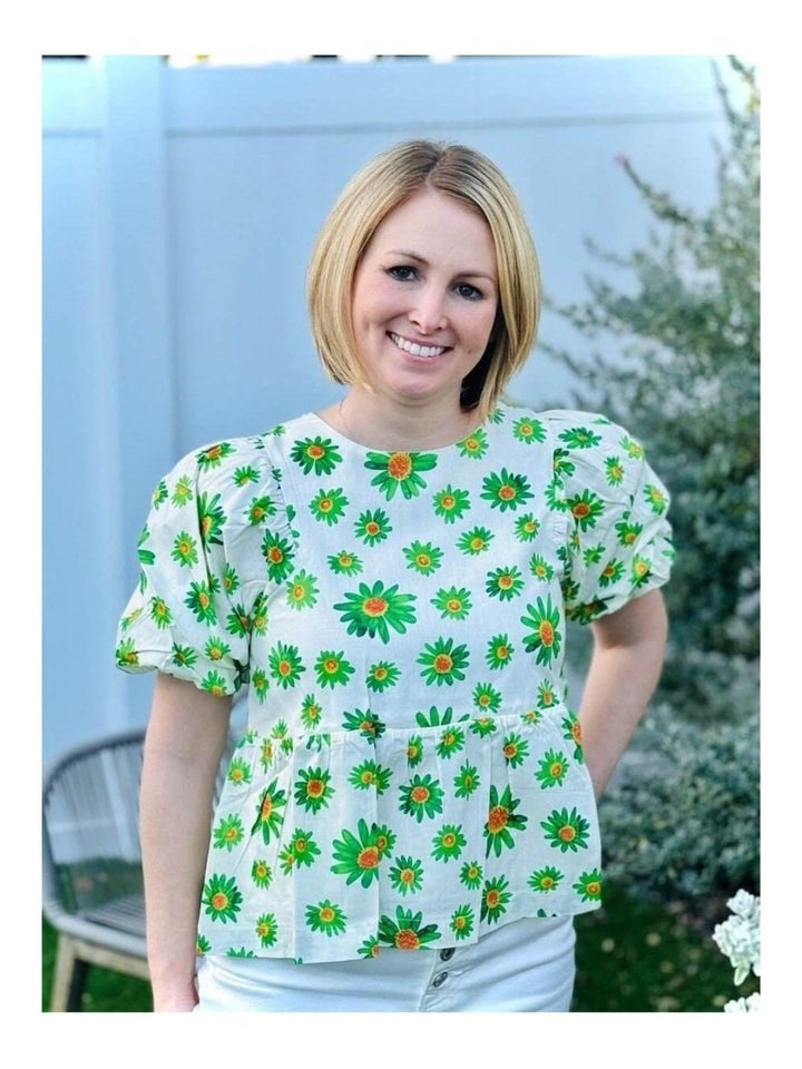 Green Daisy Print Top with Bubble Sleeves - Lolo Viv Boutique