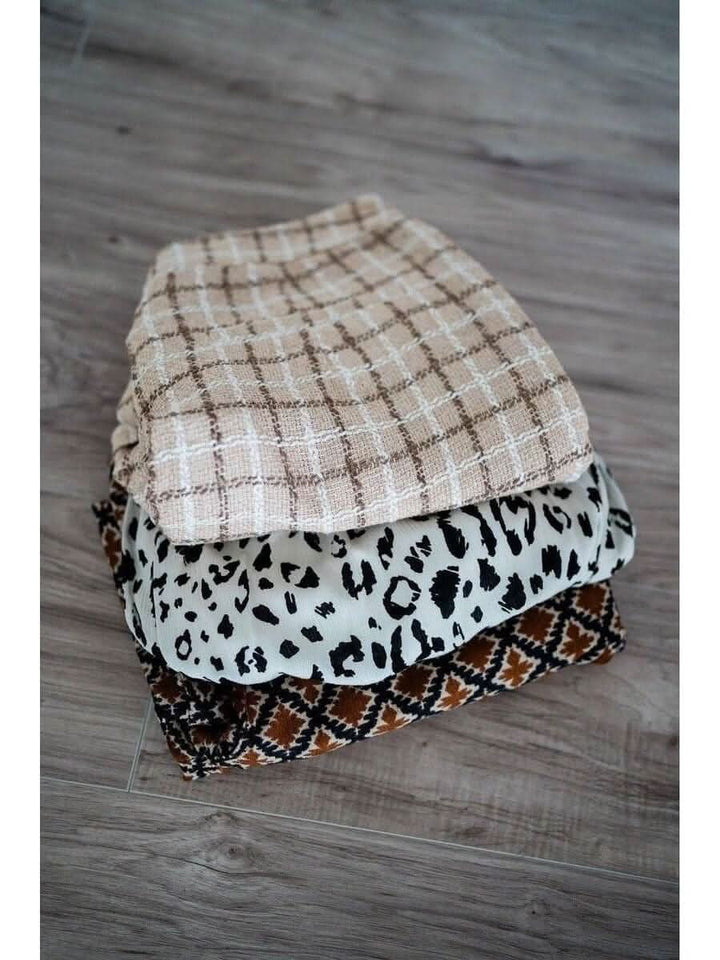 Tweed Plaid Tan and Metallic Shorts with Pockets - Lolo Viv Boutique